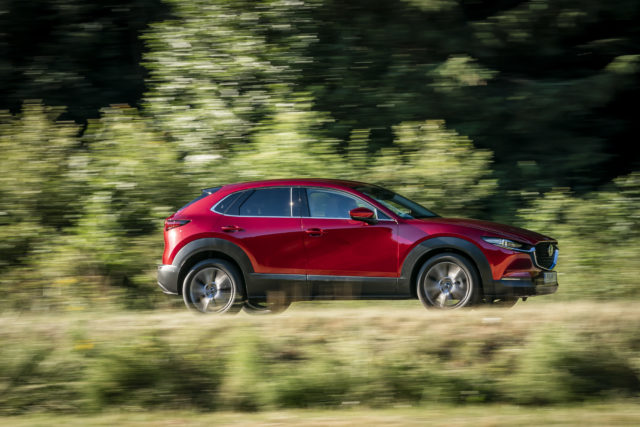 Mazda CX-30_Action_Soul Red Crystal_17
