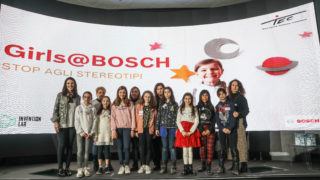 Bosch: “Le donne sono preziose. Non ci rinunciamo”.