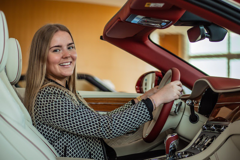 Bentley e le donne: tre muse ispiratrici dell’auto del 2020
