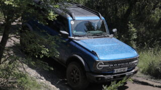 Ford Bronco 6