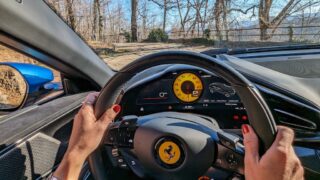 Ferrari Purosangue handling