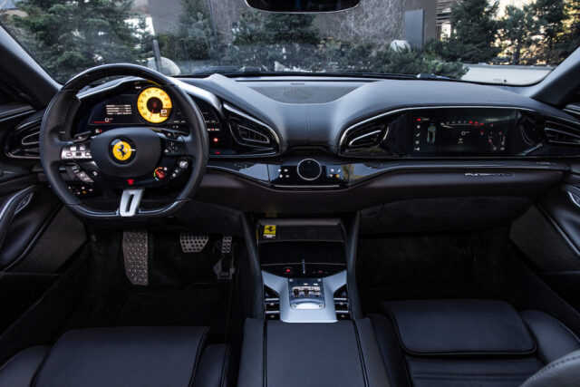 Ferrari Purosangue interno